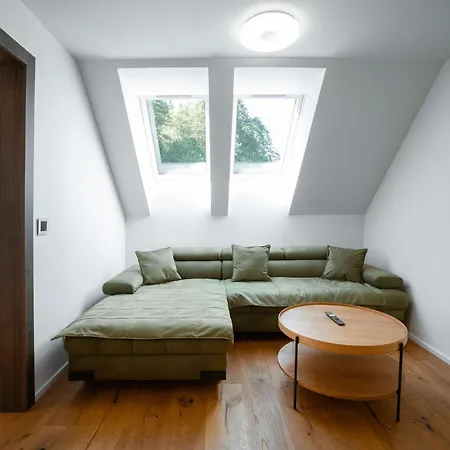 Lejlighedshotel Kralovske - 3*